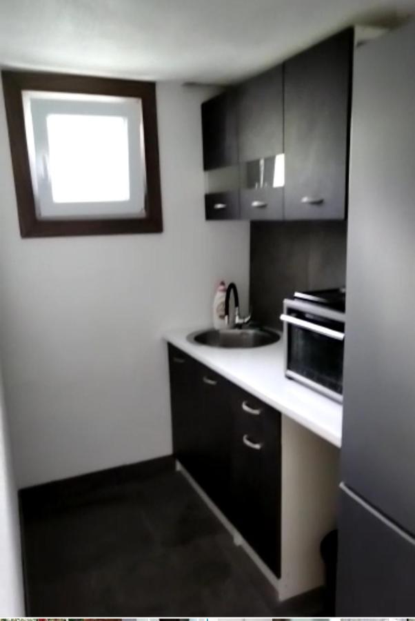 Lenilenii Bungalow 亚伊采 外观 照片